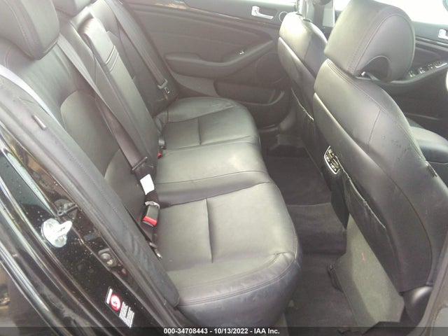 2016 Kia Cadenza, VIN: KNALN4D70G5216423