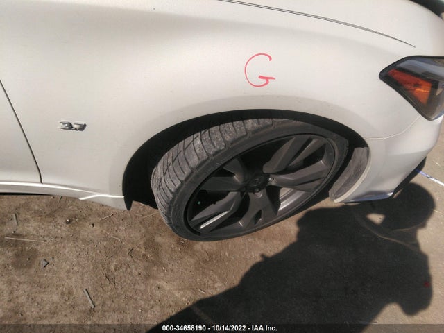 2016 Infiniti Q70, VIN: JN1BY1AP3GM221147