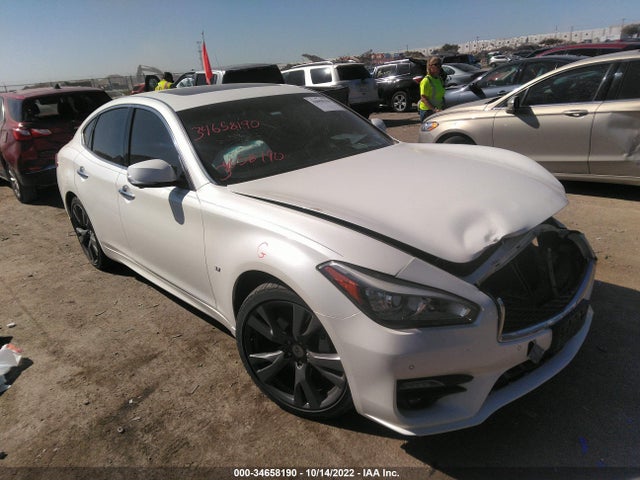 2016 Infiniti Q70, VIN: JN1BY1AP3GM221147