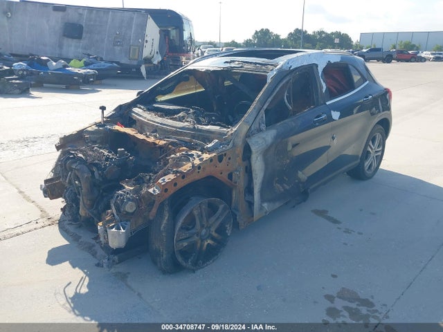 WDCTG4GB0LU021154 Mercedes-Benz GLA 250