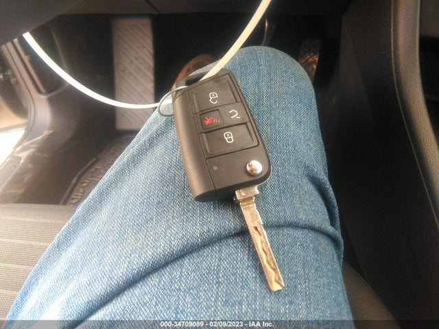 2022 Volkswagen Jetta, VIN: 3VWCM7BU1NM034282