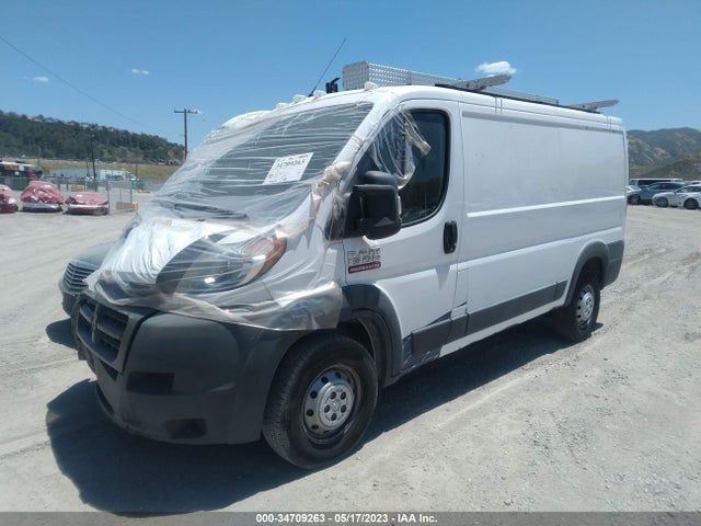 RAM Promaster Cargo Van 2018 3C6TRVAG1JE151294 Image 2
