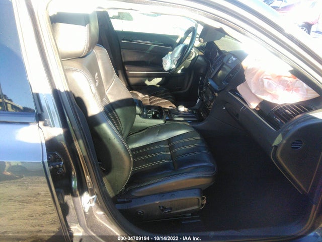 2C3CCABG8KH617931 Chrysler 300 300s