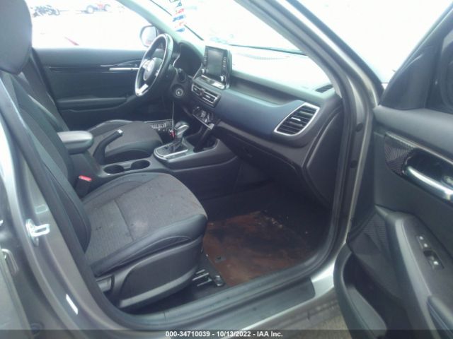 KNDEU2AA6M7171118 KIA SELTOS S