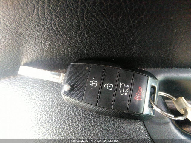 2015 Kia Sorento, VIN: 5XYKT3A6XFG553150