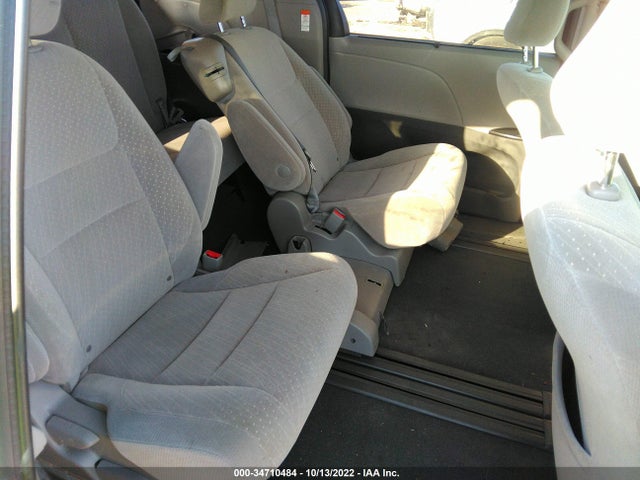 2019 Toyota Sienna, VIN: 5TDKZ3DC7KS984168