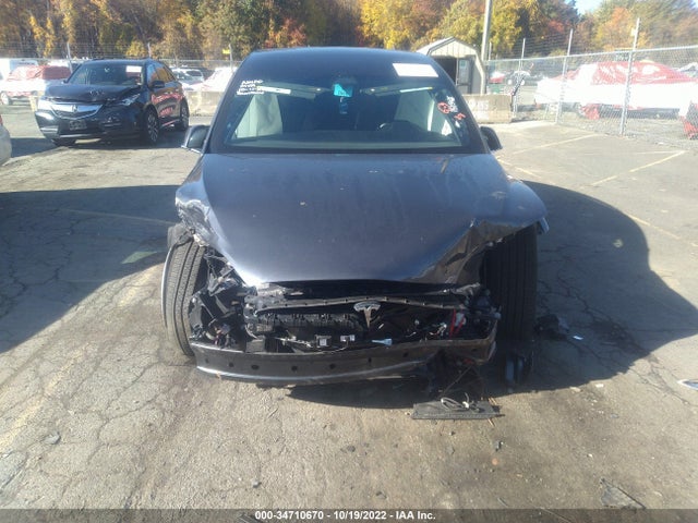 2019 Tesla Model X, VIN: 5YJXCBE29KF151547
