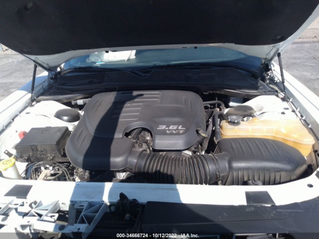 2C3CDZAG2JH333495 Dodge Challenger Sxt Plus