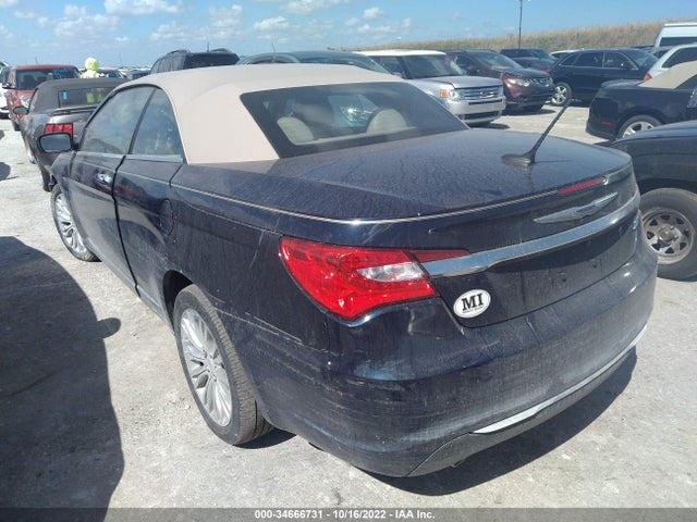 1C3BCBFGXEN156822 Chrysler 200 Limited
