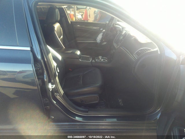 2C3CCARG3GH283188 Chrysler 300 Limited