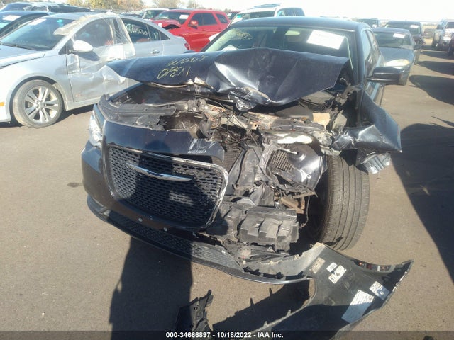 2C3CCARG3GH283188 Chrysler 300 Limited