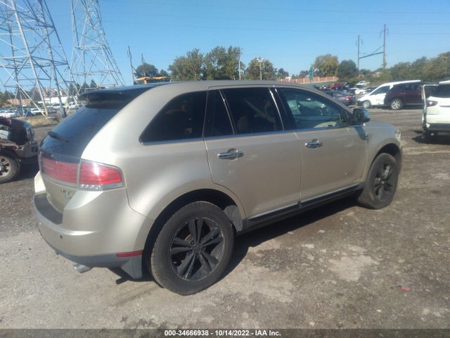 Lincoln MKX 2010 2LMDJ8JC7ABJ15815 Image 4