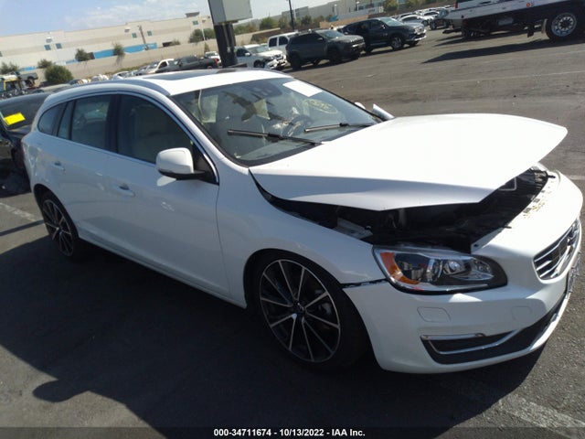 2017 Volvo V60, VIN: YV140MEM1H1369924