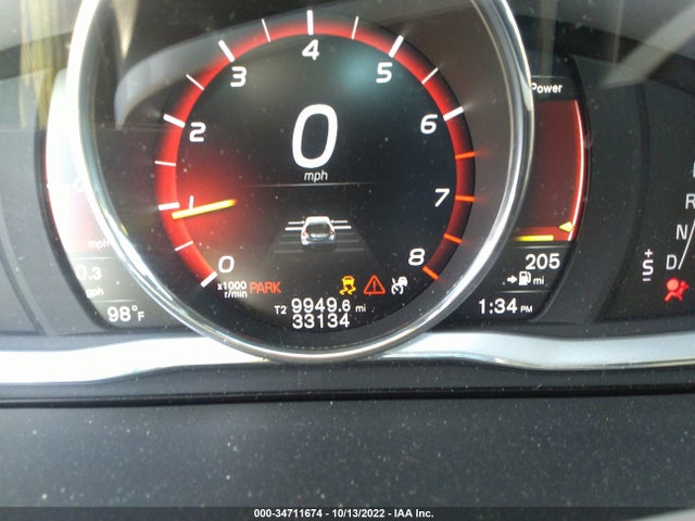 2017 Volvo V60, VIN: YV140MEM1H1369924