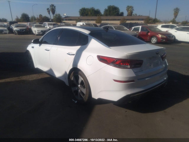 2019 Kia Optima, VIN: 5XXGT4L36KG370213