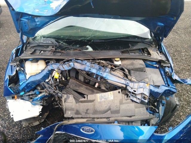 2018 FORD FOCUS SE VIN: 1FADP3K23JL285411