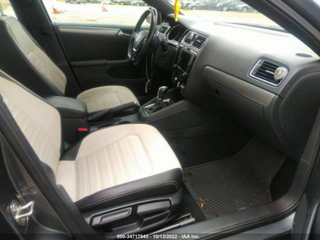 3VWD17AJXGM407147 Volkswagen Jetta 1.8t Sport