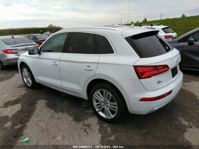 2020 Audi Q5, VIN: WA1BNAFY1L2020385