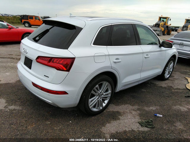 2020 Audi Q5, VIN: WA1BNAFY1L2020385