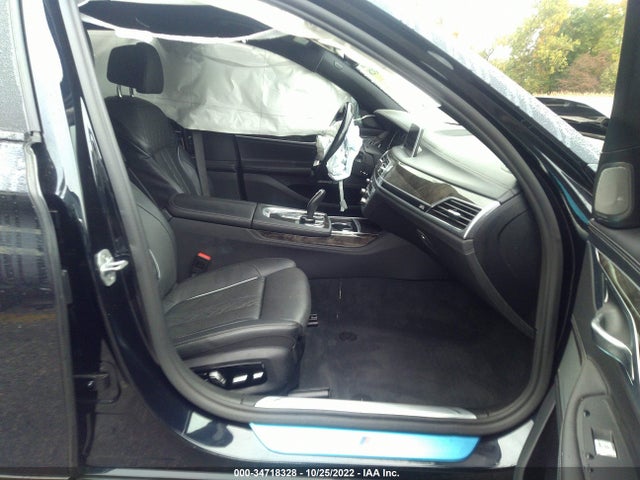 2018 BMW 7 Series, VIN: WBA7F2C50JG424591