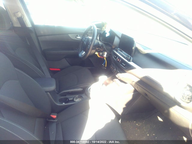 2021 KIA FORTE LXS VIN: 3KPF24AD4ME400525