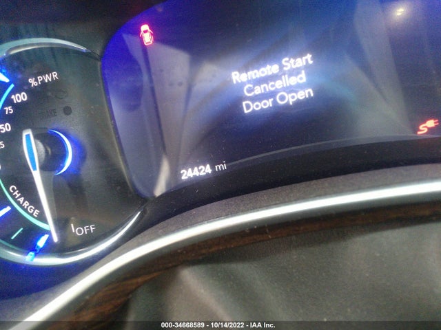2021 Chrysler Pacifica Hybrid, VIN: 2C4RC1S74MR590312