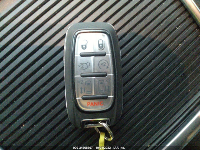2021 Chrysler Pacifica Hybrid, VIN: 2C4RC1S72MR518007