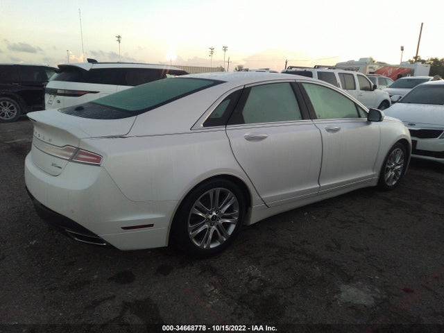 2016 Lincoln MKZ, VIN: 3LN6L2G94GR616954