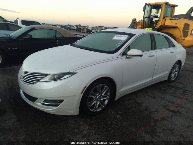 Lincoln MKZ 2016 3LN6L2G94GR616954 Image 2