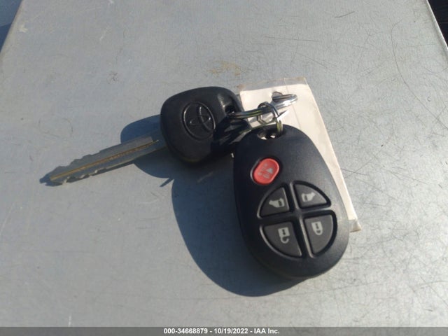 Toyota SIENNA LE 2020 5TDKZ3DC8LS021751 Image 3