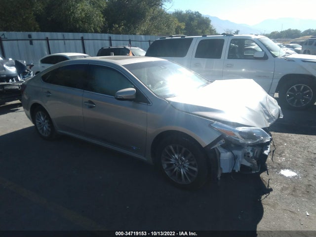 2018 4T1BD1EB1JU060517 main image