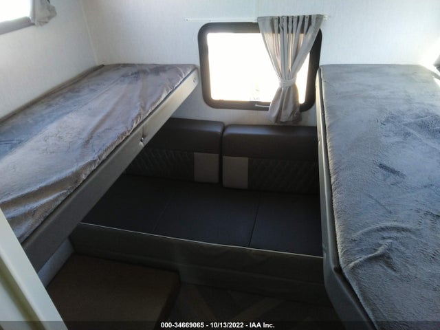 2022 SALEM OTHER VIN: 4X4TSMD26N7428559