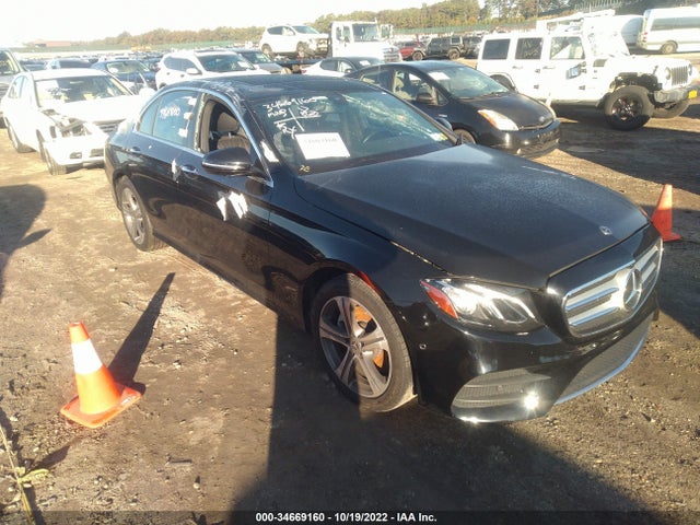 2019 Mercedes-Benz E-Class, VIN: WDDZF4KB1KA586528