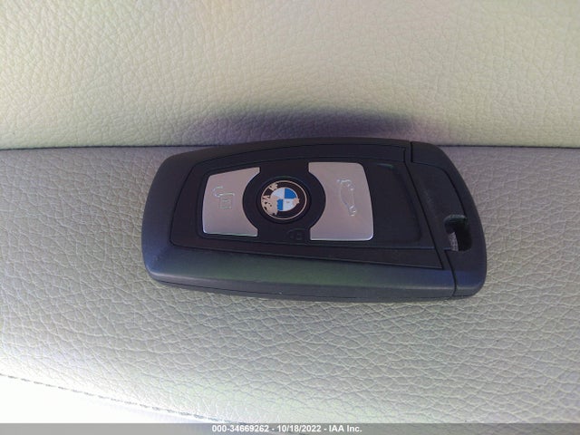 BMW 3 Series 328i 2013 WBA3A5C53DF600560 Image 3