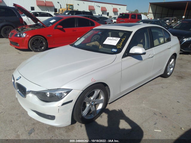 BMW 3 Series 328i 2013 WBA3A5C53DF600560 Image 2