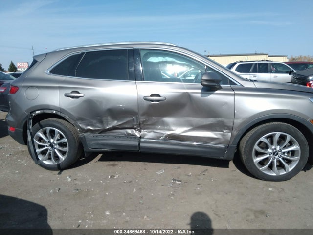 2016 Lincoln MKC, VIN: 5LMCJ2C91GUJ23639