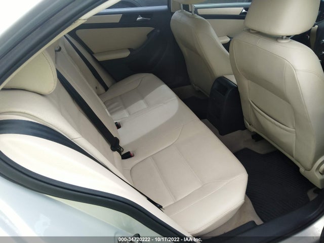 3VWDX7AJ8BM034083 Volkswagen Jetta Sedan Se W