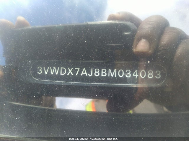 3VWDX7AJ8BM034083 Volkswagen Jetta Sedan Se W