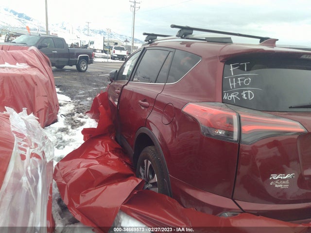 2018 TOYOTA RAV4 LE VIN: 2T3BFREV8JW753465