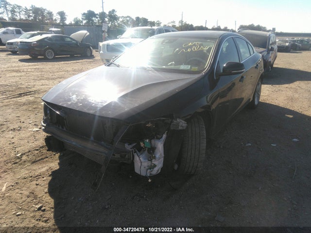 Volvo S60 T5 2014 YV1612FH9E2296609 Image 2
