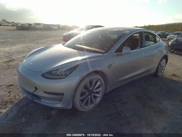Tesla MODEL 3 2018 5YJ3E1EA9JF048718 Image 2