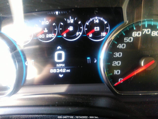 2016 Chevrolet Suburban, VIN: 1GNSCJKC5GR321011