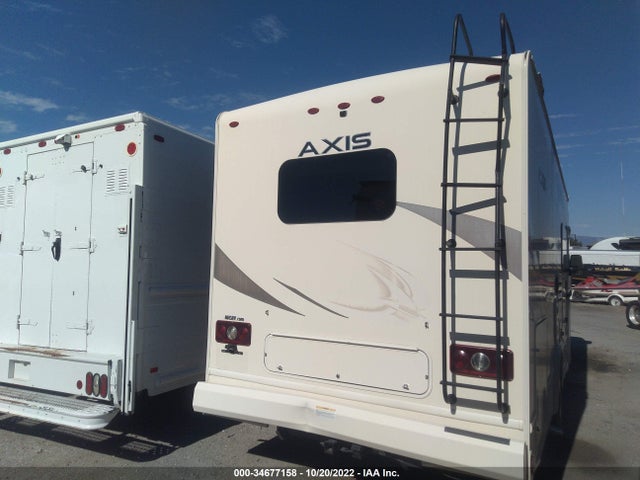 34677158 :رقم المزاد ، 1FC4E4KS8HDC78125 vin ، 2018 Thor E-series Stripped Chassis مزاد بيع