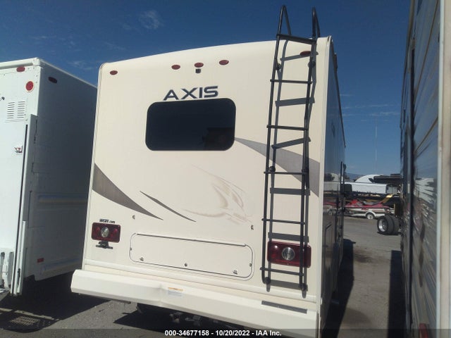 34677158 :رقم المزاد ، 1FC4E4KS8HDC78125 vin ، 2018 Thor E-series Stripped Chassis مزاد بيع