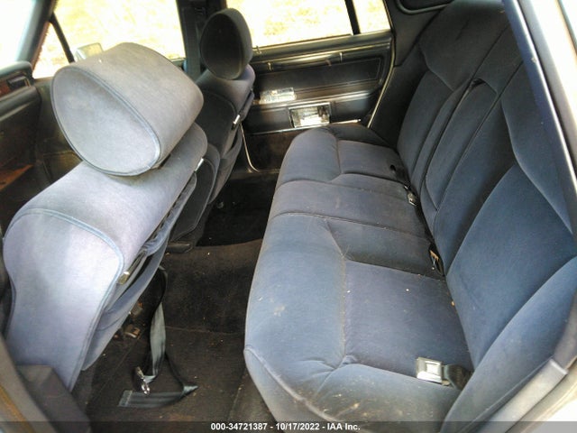 Lincoln Town Car 1988 1LNBM82F0JY843675 Image 9