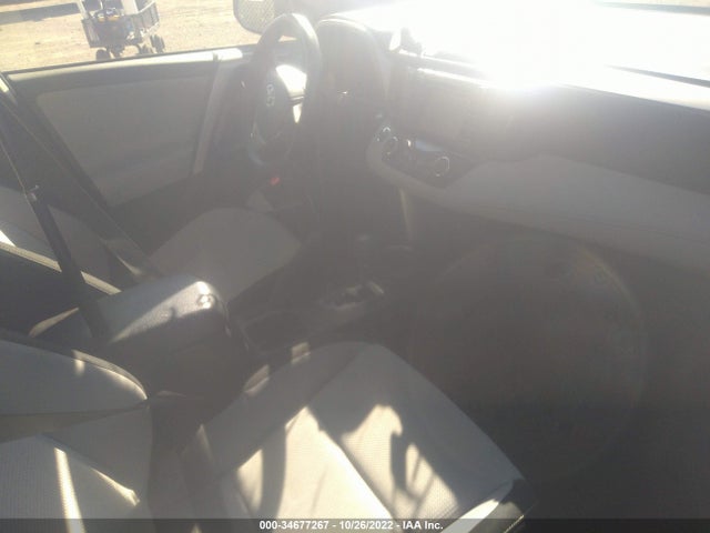 2018 TOYOTA RAV4 XLE/ADVENTURE VIN: JTMRFREV3JJ743715