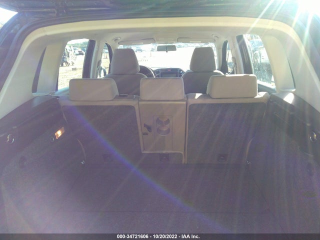 2011 VOLKSWAGEN TIGUAN S VIN: WVGAV7AX0BW520155