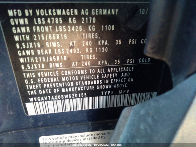 2011 VOLKSWAGEN TIGUAN S VIN: WVGAV7AX0BW520155