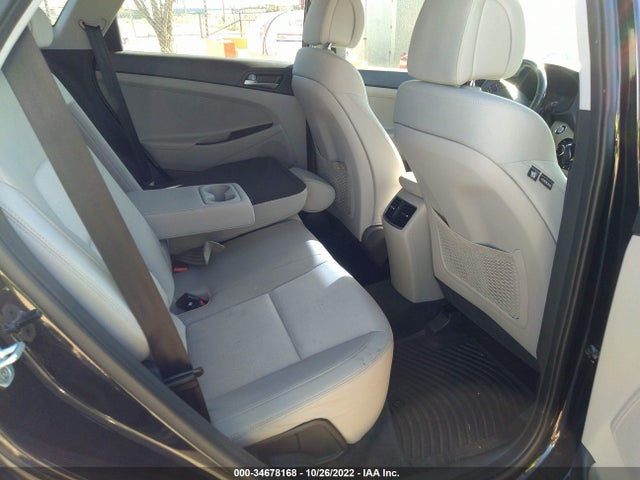 2017 HYUNDAI TUCSON SPORT VIN: KM8J3CA23HU371599