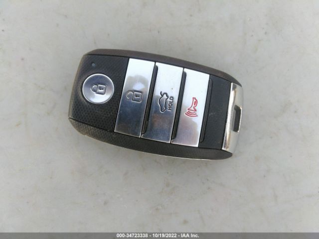 5XXGT4L30KG315952 KIA Optima S